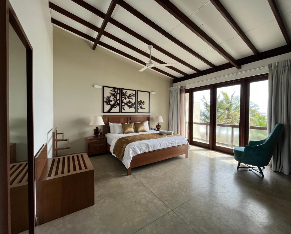 Driftwood Villa Pamunugama Exterior photo